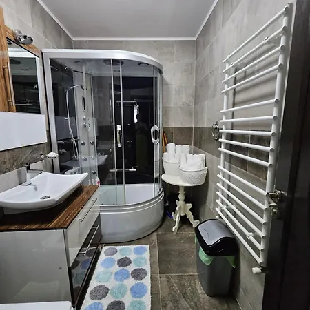 House - Apartament *