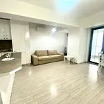 House - * Bukarest