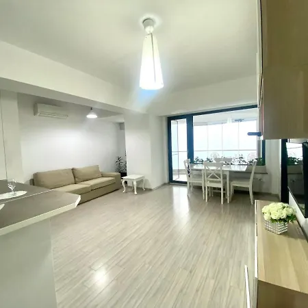 House - Apartment *